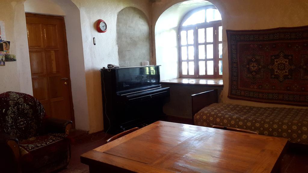 Guest House Shota Сигнахи Экстерьер фото